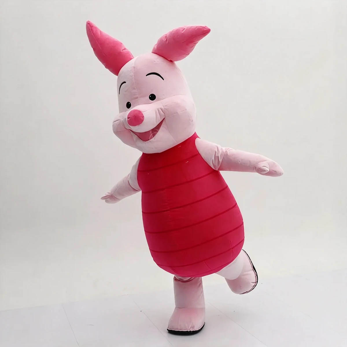 Pink Piglet Mascot — inflatable mascot costume, factory photo